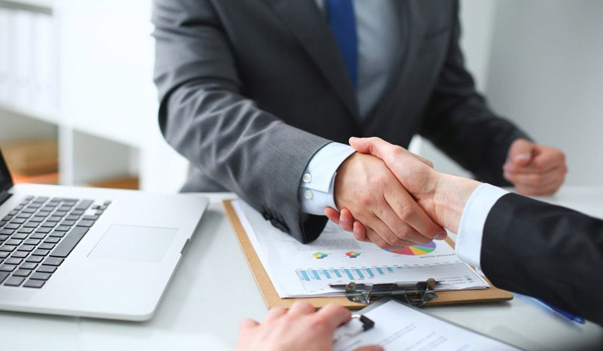How Recruitment Specialists Can Help You Land Your Dream Job